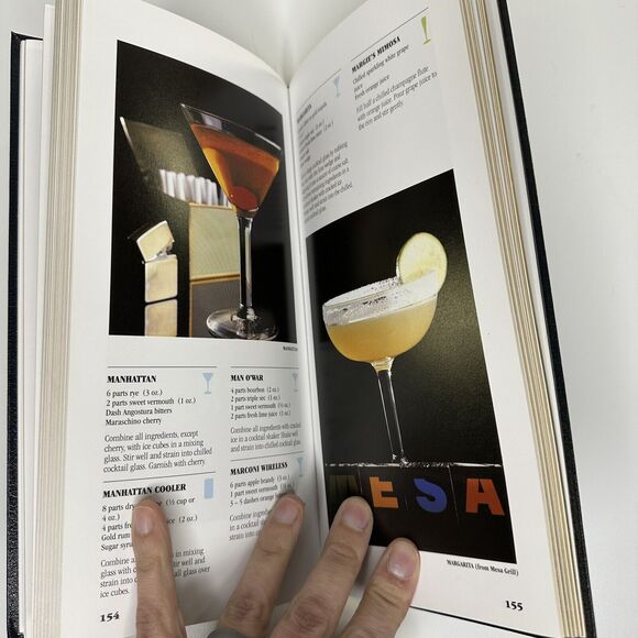 The New York Bartenders Guide Book By Sally Ann Berk Drinks Entertaining Gold PB - Picture 8 of 11